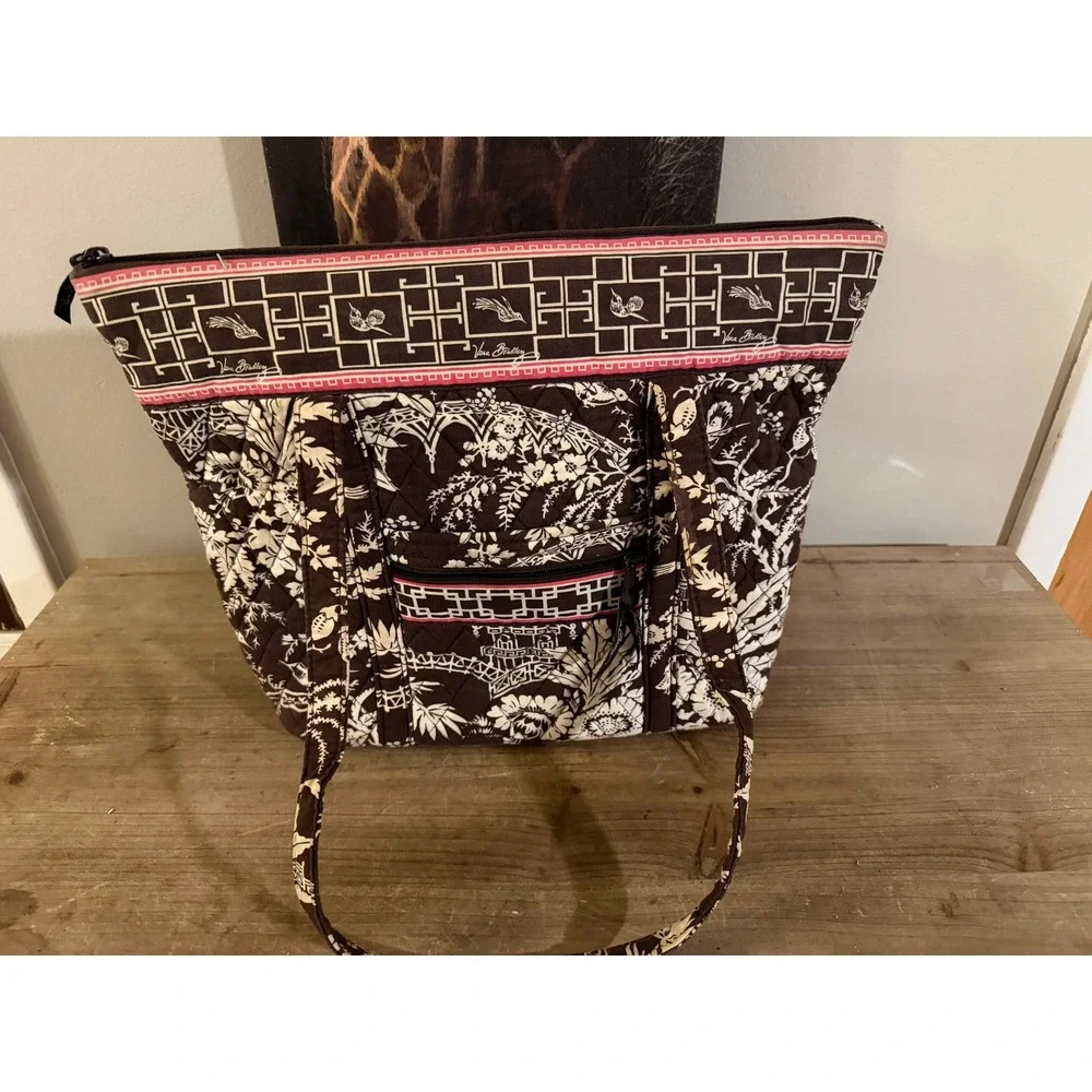 Vera Bradley Night and Day Quilted Tote Bag Black White Pink Floral Toile Zip